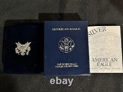 2005w US MINT. 999 ARGENT PREUVE PIECE AMERICAN EAGLE UNE (1) ONCE + BOÎTE/ÉTUI/COA