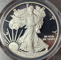 Lot de 3 pièces d'argent américaines de preuve 'Silver Eagle' de 2014, classées PCGS PR69DCAM avec un superbe effet de camée profond.