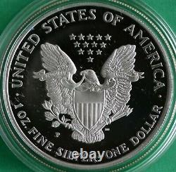Pièce de monnaie ASE en argent d'un dollar américain, preuve de 1998, avec boîte et certificat d'authenticité.